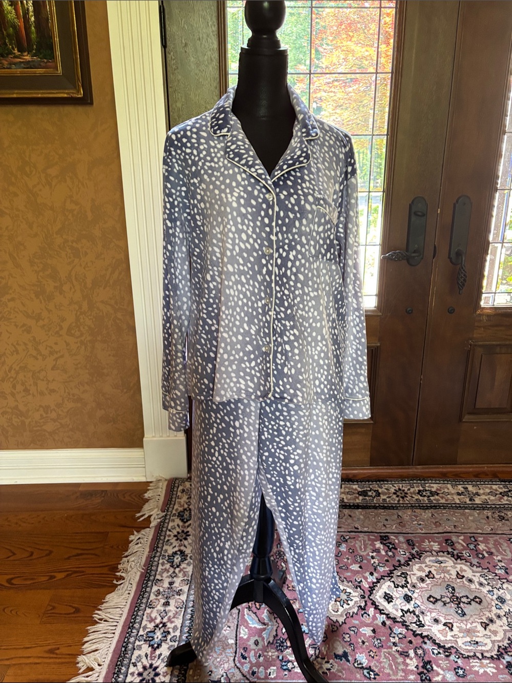 Donna, Karan pajamas